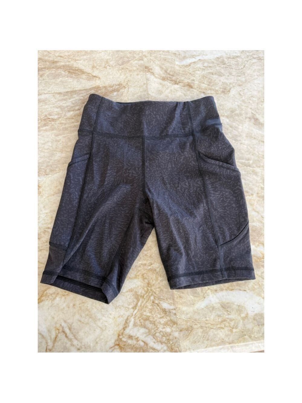 Lululemon  Invigorate High-Rise short black  Bike Shorts Size 4